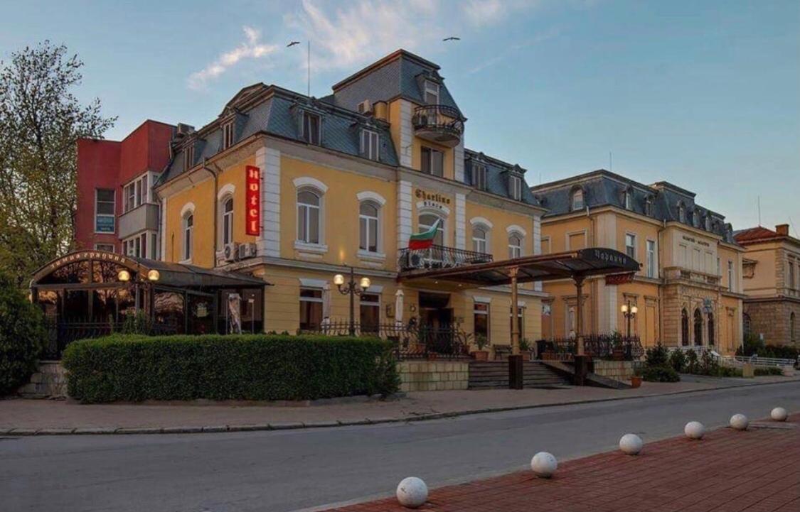 Hotel Charlino Plaza Ruse Zewnętrze zdjęcie