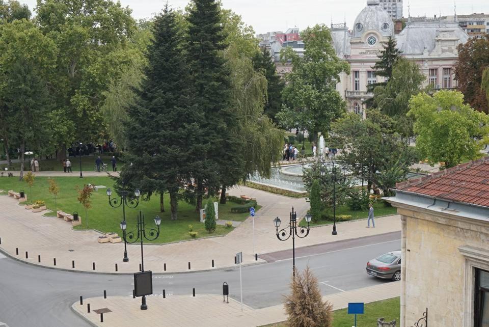 Hotel Charlino Plaza Ruse Zewnętrze zdjęcie