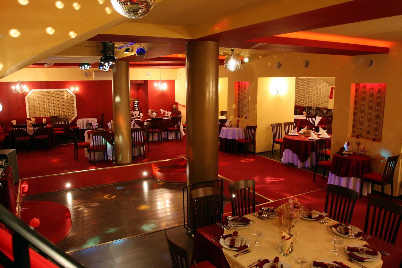 Hotel Charlino Plaza Ruse Zewnętrze zdjęcie