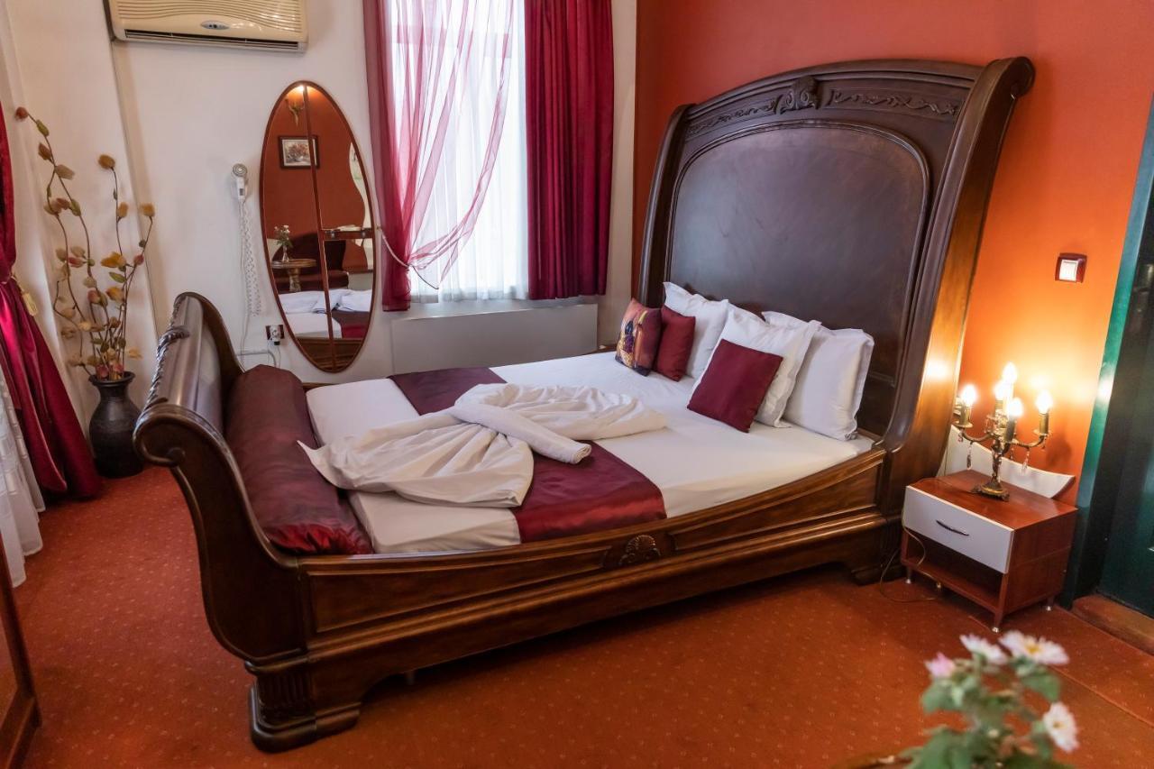 Hotel Charlino Plaza Ruse Zewnętrze zdjęcie